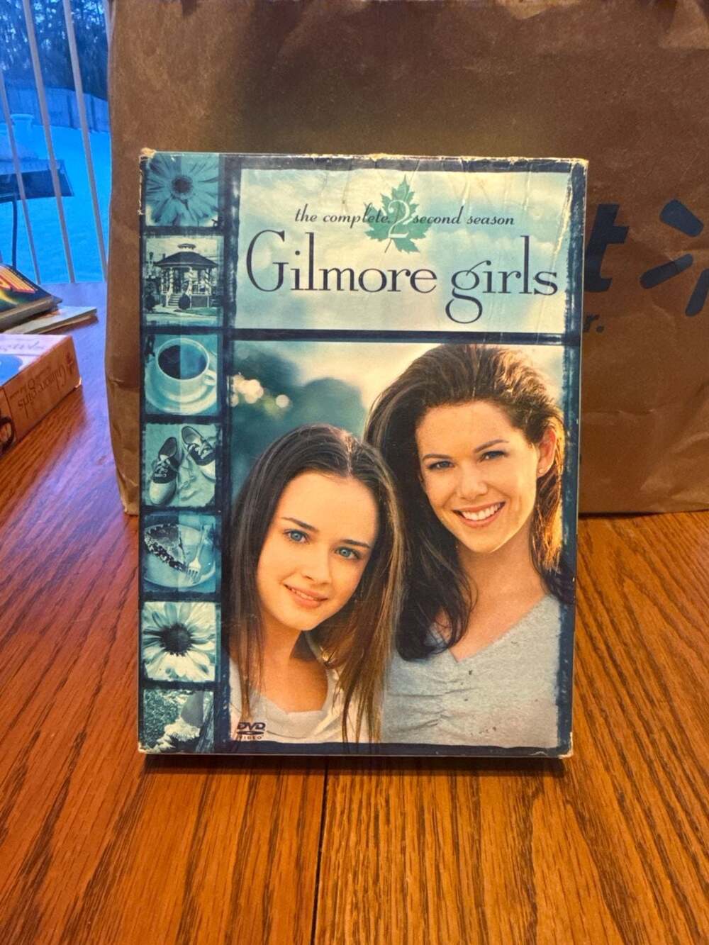 Gilmore Girls Complete Season 2 Digipack 6 Disc Box Set 12569590533